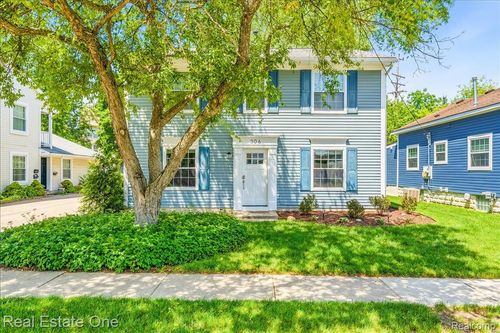 306 Roe St, Plymouth, MI, 48170-1652 | Card Image