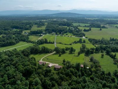 1289 James Road, House other with 2 bedrooms, 3 bathrooms and null parking in Weybridge VT | Image 2