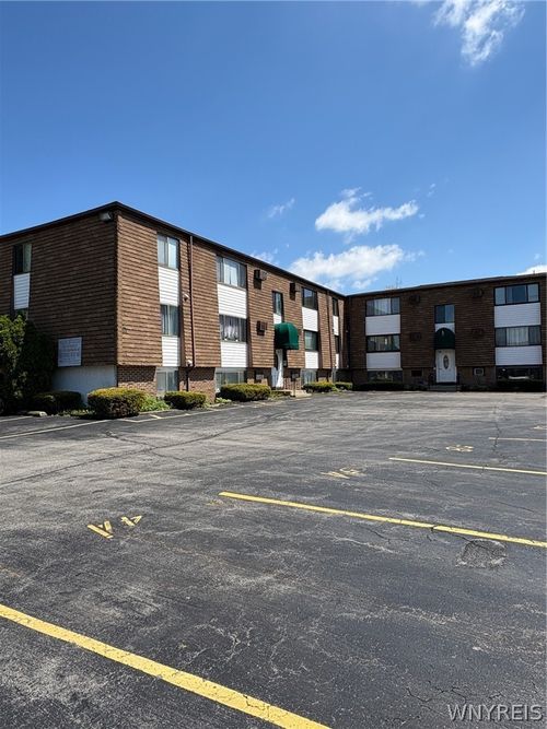 9a-51 S 86th St, Niagara Falls, NY, 14304-4379 | Card Image