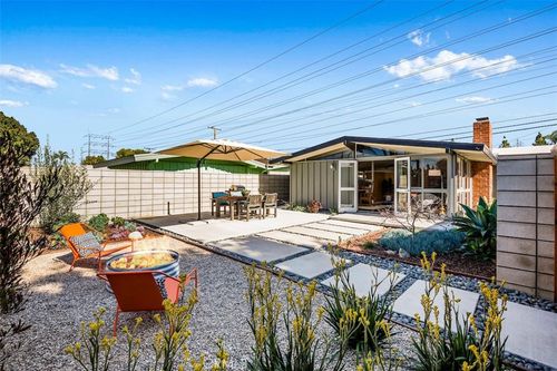 3168 Stevely Ave, Long Beach, CA, 90808-2318 | Card Image