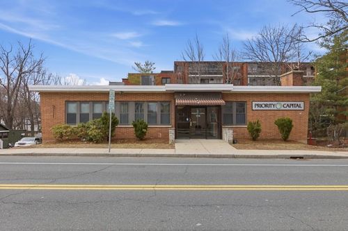 174 Green St, Melrose, MA, 02176-1920 | Card Image