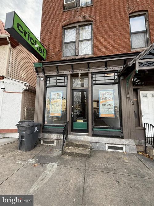 382 E High St, Pottstown, PA, 19464-5894 | Card Image