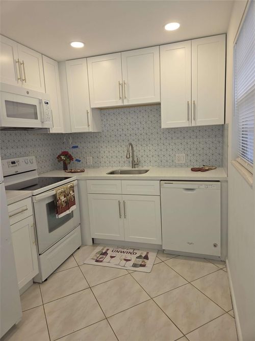 108 Fanshaw C, Boca Raton, FL, 33434-3036 | Card Image