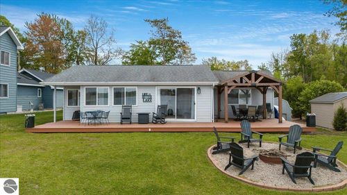 4805 Pinellas Dr, Hale, MI, 48739-8929 | Card Image
