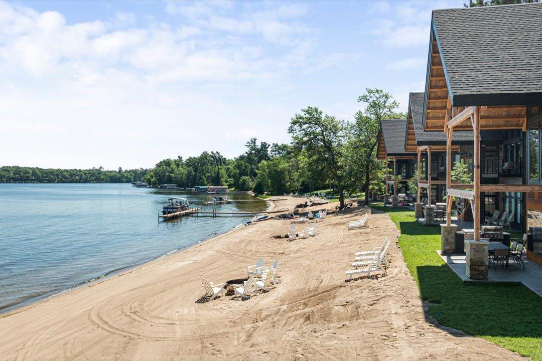 Residential in East Gull Lake 5