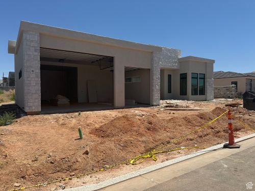 140-3736 S Mckenzie Ln, Washington, UT, 84780-2756 | Card Image