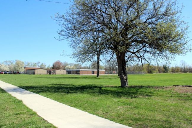 SHORT WALK TO NEARBY SCHOOL! | Image 30