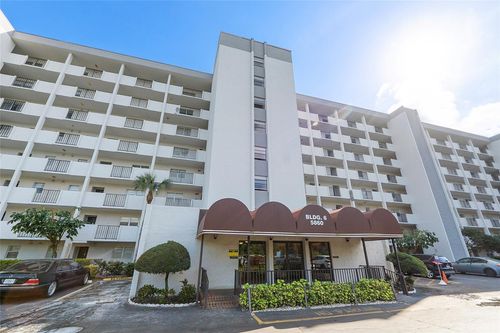 apt-403-5860 Nw 44th St, Lauderhill, FL, 33319-6163 | Card Image