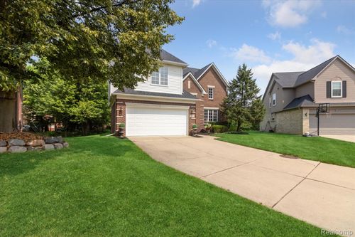 50070 Venice Ct, Northville, MI, 48168-6829 | Card Image