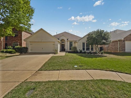 2514 Mustang Dr, Arlington, TX, 76001-5541 | Card Image
