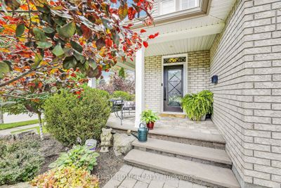 2271 Pindar Cres, House other with 4 bedrooms, 4 bathrooms and 4 parking in Oshawa ON | Image 3