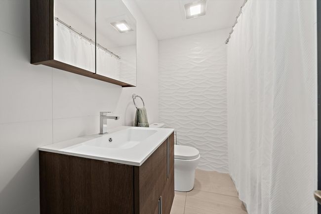 141 Cornell St, House other with 4 bedrooms, 3 bathrooms and 5 parking in Newton MA | Image 19