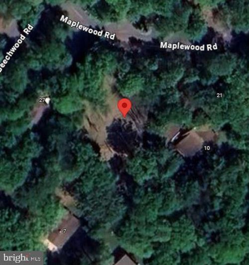 25 Maplewood Rd, Lake Harmony, PA, 18624 | Card Image