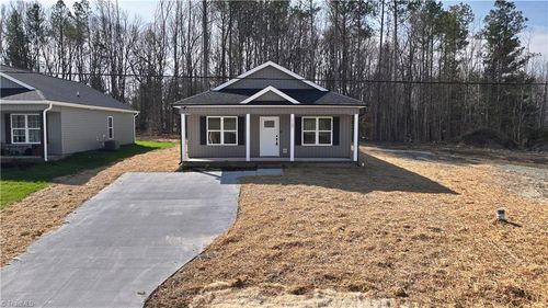 1107 Sunset Dr, Thomasville, NC, 27360-3440 | Card Image