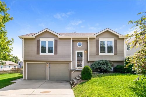 8637 N Capitol Ave, Kansas City, MO, 64153-1463 | Card Image