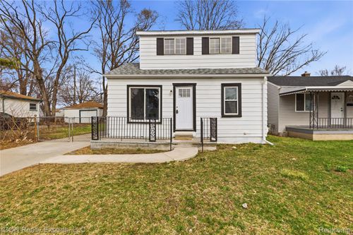21022 Helle Ave, Warren, MI, 48089-3129 | Card Image