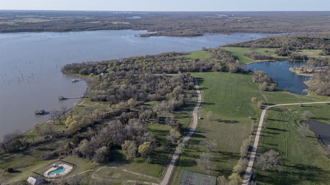 2077 Bluffview Ln, Home with 0 bedrooms, 0 bathrooms and null parking in Lone Oak TX | Image 11