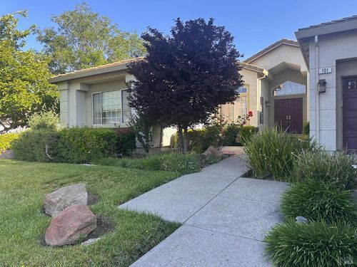 101 Fox Hollow Circle, Vacaville, CA, 95687 | Card Image