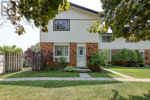 7-15 Devonshire Ave, Tillsonburg, ON, N4G4K7 | Card Image