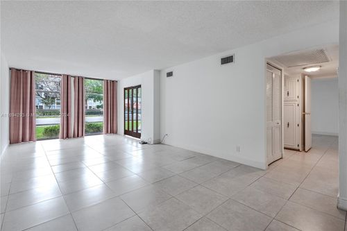 107-2000 Atlantic Shores Blvd, Hallandale Beach, FL, 33009 | Card Image