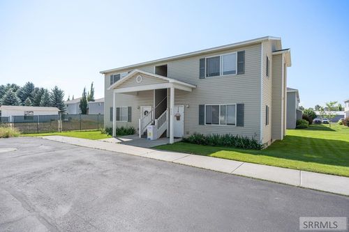 968 Anne St, Rexburg, ID, 83440-5240 | Card Image