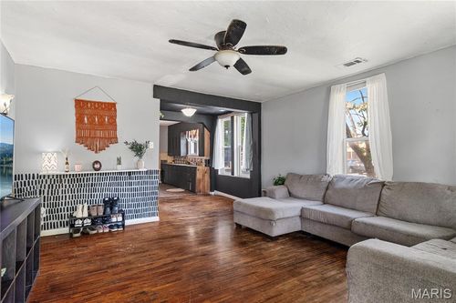 330 Elliott Ave, Chaffee, MO, 63740-1602 | Card Image