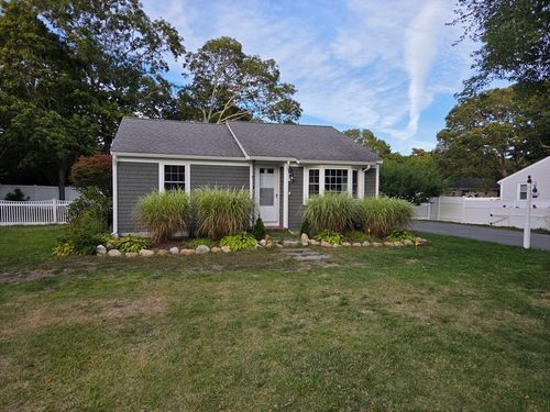 6 Checkerberry Ln, West Yarmouth, MA, 02673-3637 | Card Image