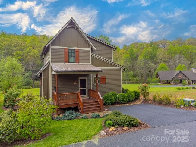100 Grayling Dr, House other with 3 bedrooms, 2 bathrooms and null parking in Cullowhee NC | Image 39