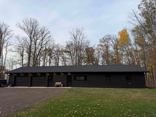 90500 E Frontage Rd, Sturgeon Lake, MN, 55783-3433 | Card Image