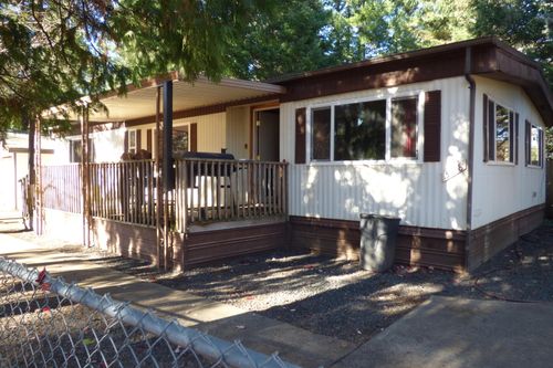 508 Bumblebee Ln, Cave Junction, OR, 97523-9601 | Card Image