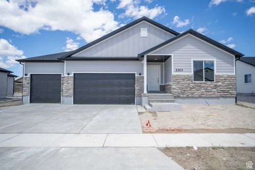 2296 E Marigold Dr, Eagle Mountain, UT, 84005-3013 | Card Image