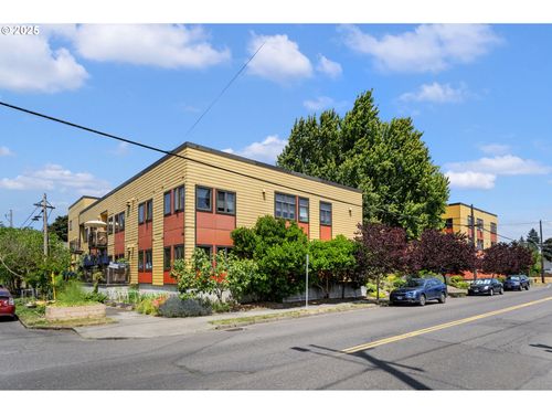 2525 N Killingsworth St, Portland, OR, 97217-4469 | Card Image