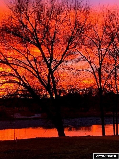 660 River Dr, Guernsey, WY, 82214-5158 | Card Image