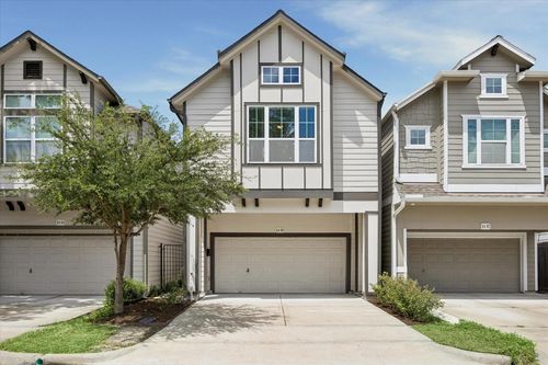 1135 Aurora St, Houston, TX, 77009-1027 | Card Image