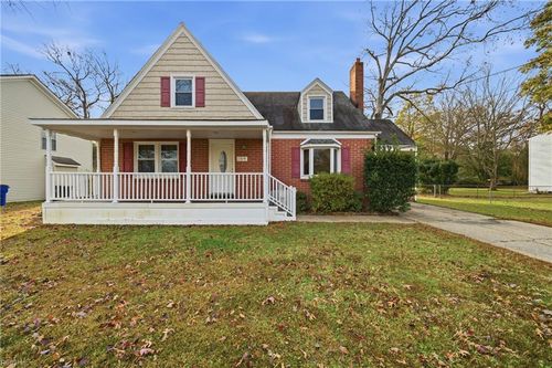 1319 Tallwood St, Norfolk, VA, 23518-2645 | Card Image