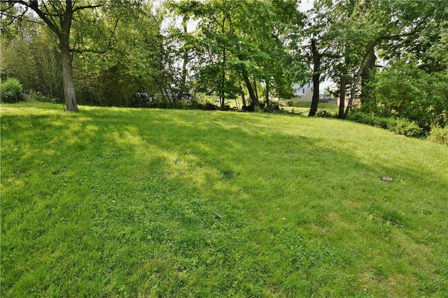 Upper level | Image 23