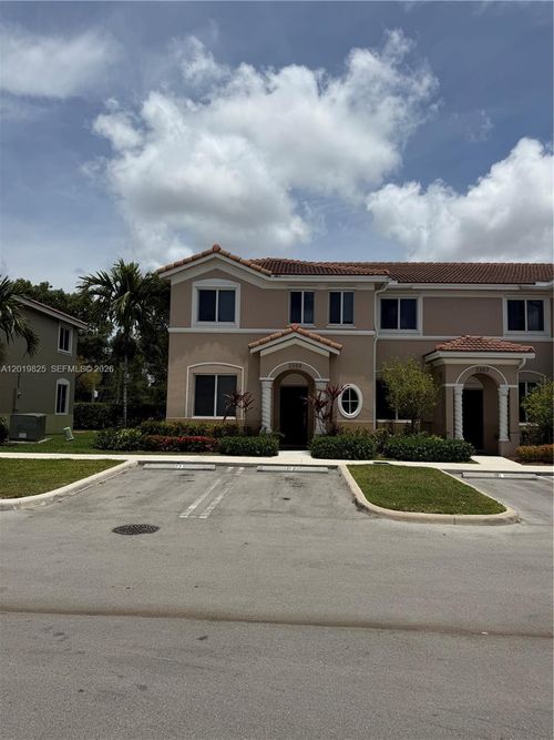 2355 Se 10th St, Homestead, FL, 33035 | Card Image