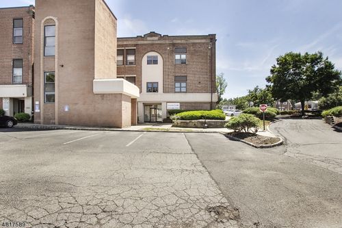 124 E Main St, Denville, NJ, 07834-2101 | Card Image