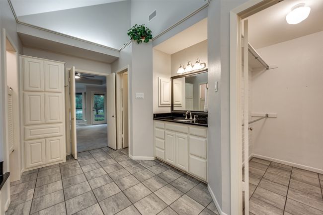 Double vanities | Image 23