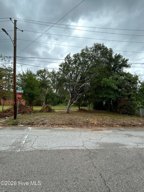 555 Tubman St, Augusta, GA, 30904-3561 | Card Image