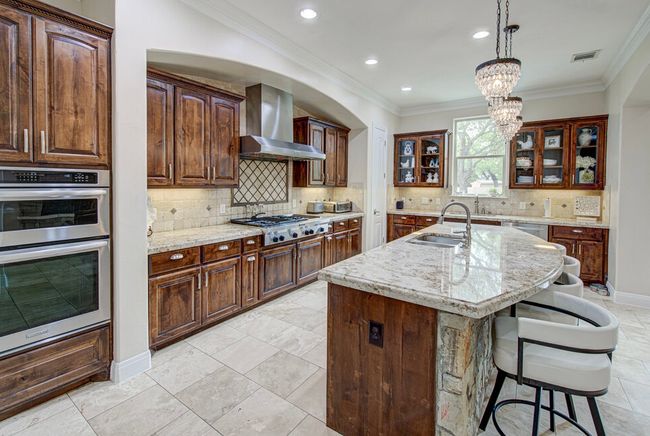 1903 Red Fox Rd, House other with 4 bedrooms, 4 bathrooms and null parking in Austin TX | Image 7