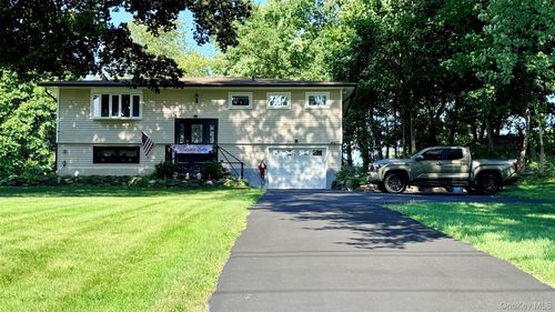128 Shear Hill Rd, Mahopac, NY, 10541-3625 | Card Image