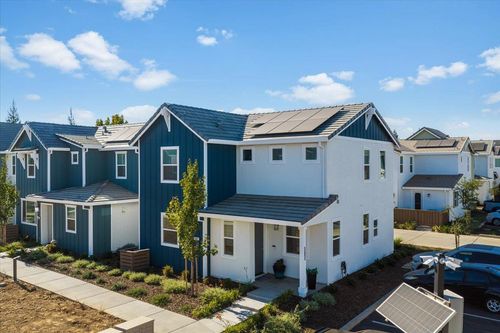 10831 Windrow Way, Rancho Cordova, CA, 95670-6517 | Card Image