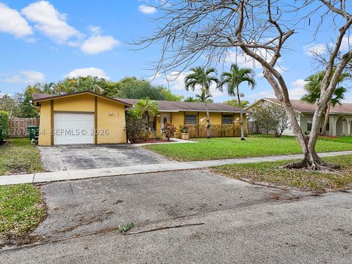 5009 Sw 104th Ave, Cooper City, FL, 33328-4916 | Card Image