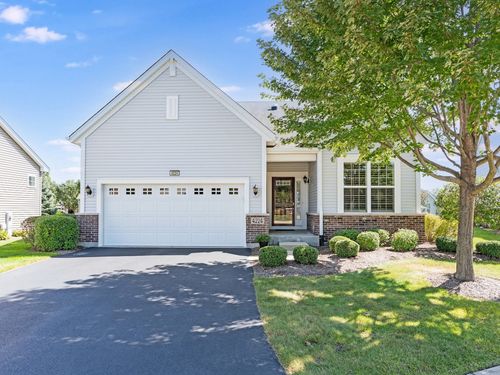 4224 Idlewild Ln, Naperville, IL, 60564-6010 | Card Image