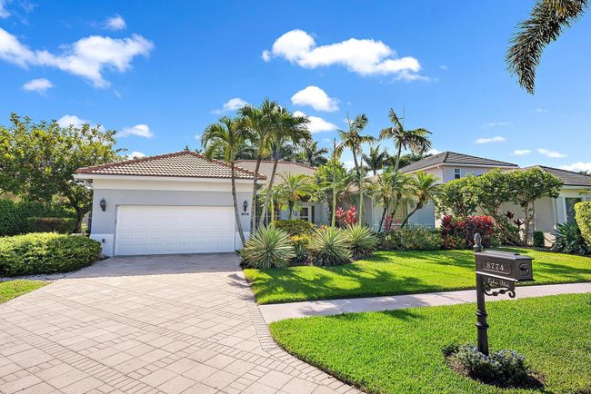 8774 Lakes Blvd, House other with 3 bedrooms, 3 bathrooms and null parking in West Palm Beach FL | Image 5