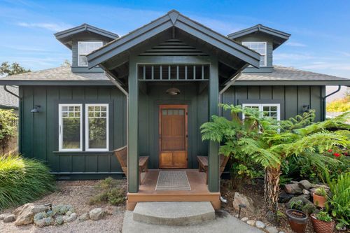 18470 Lucas Avenue, Sonoma, CA, 95476 | Card Image