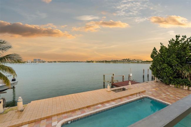 12455 Keystone Island Dr, House other with 7 bedrooms, 7 bathrooms and null parking in North Miami FL | Image 9