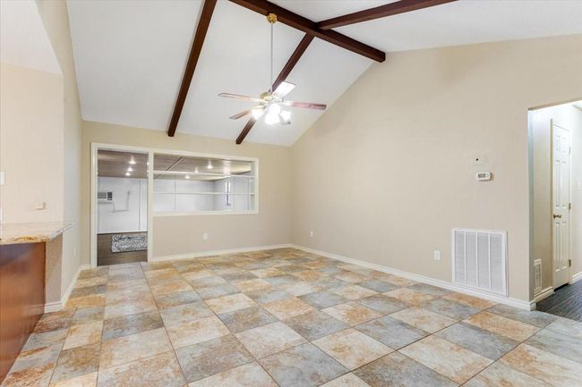 5003 Camden Ln, House other with 3 bedrooms, 2 bathrooms and 2 parking in Pearland TX | Image 8