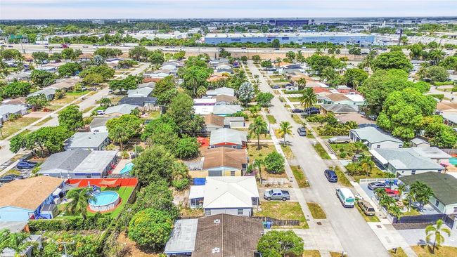 230 Nw 52 Nd Ct, House other with 2 bedrooms, 1 bathrooms and null parking in Fort Lauderdale FL | Image 29